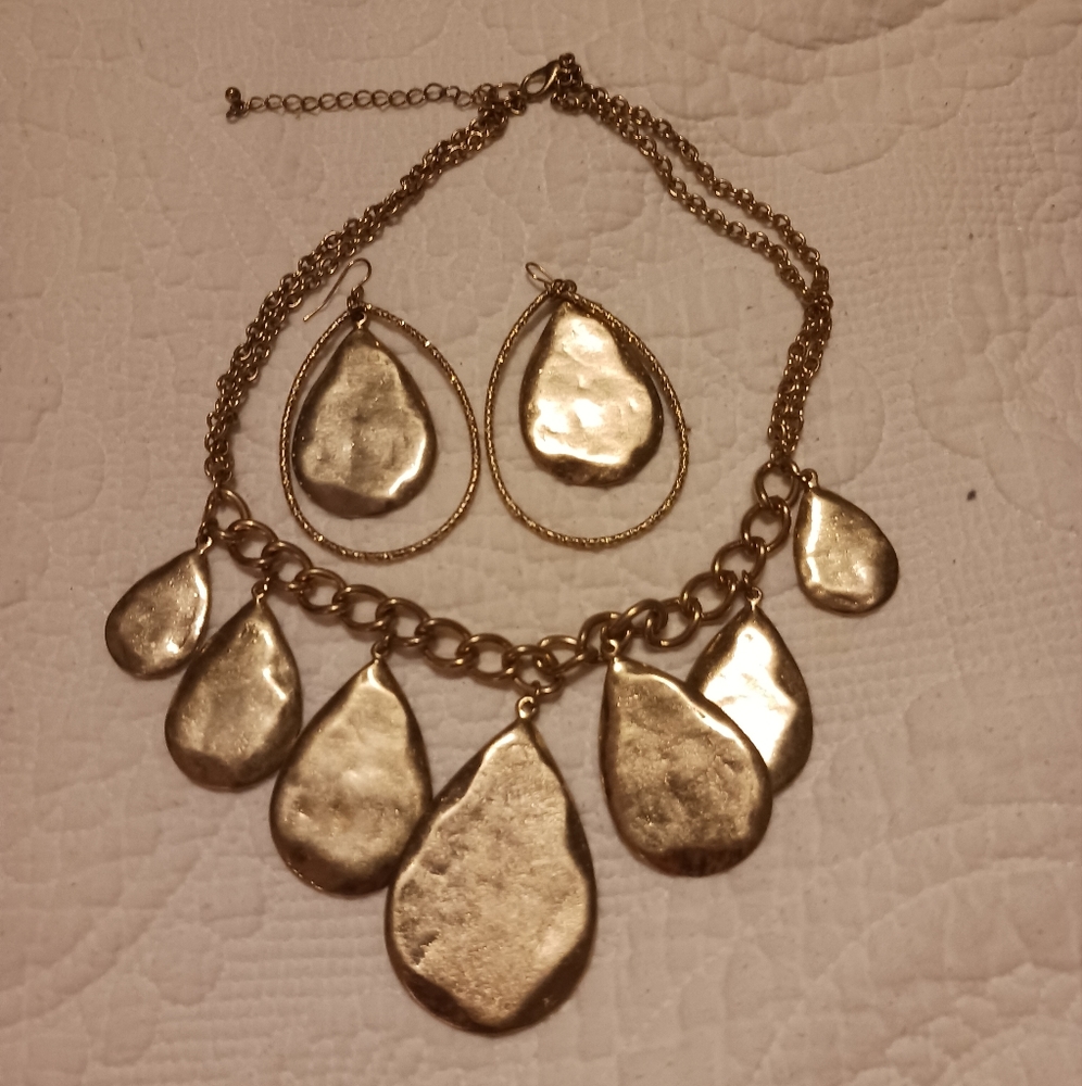 Snake skin Jewelry to last a life time of fun.